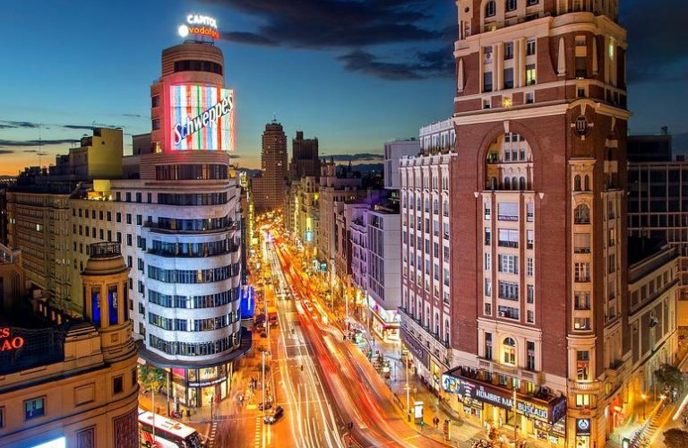 madrid-3021998_960_720